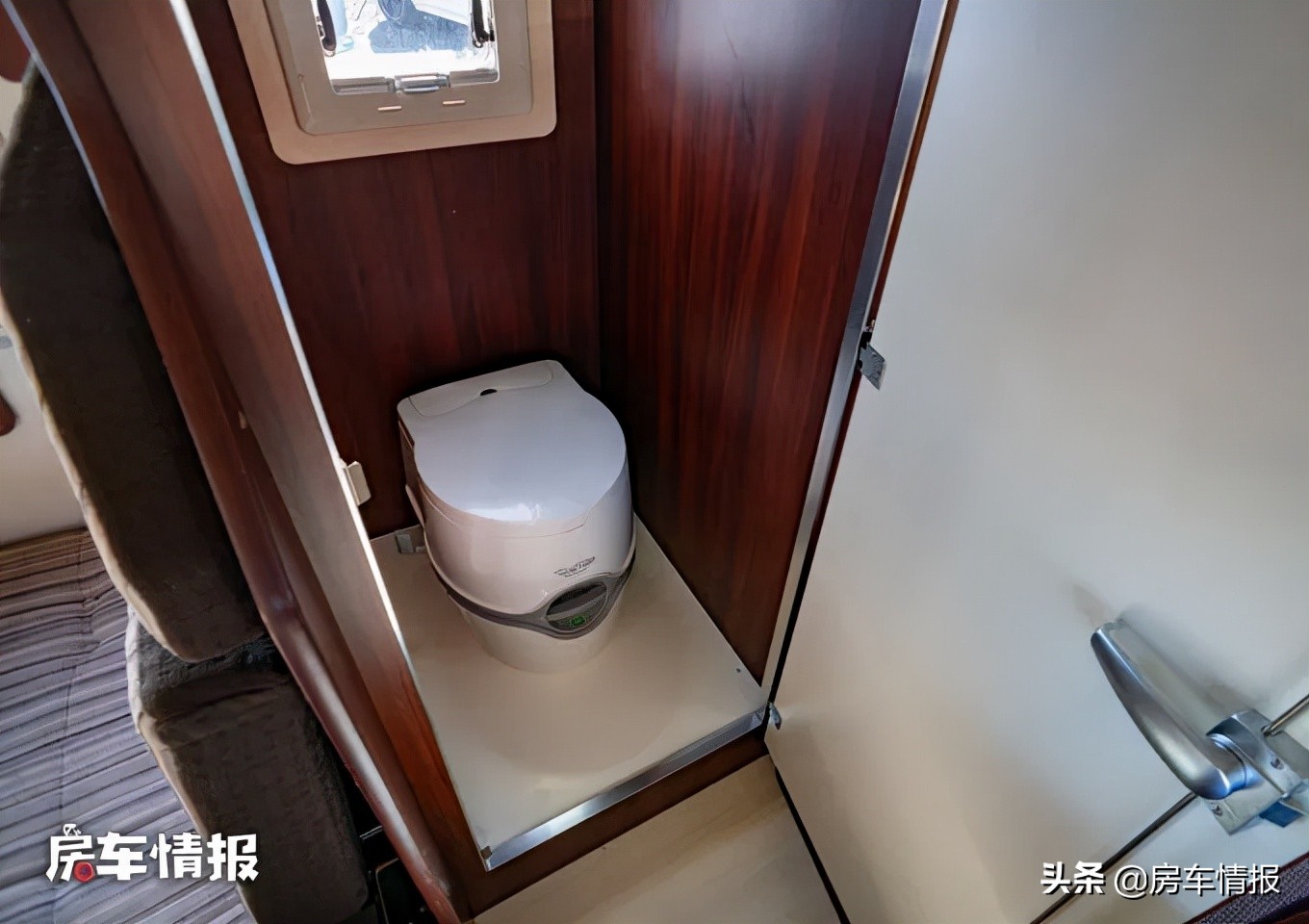 丰田自动挡轻卡房车配3.0l柴油机,10多万的4.2米轻卡房车