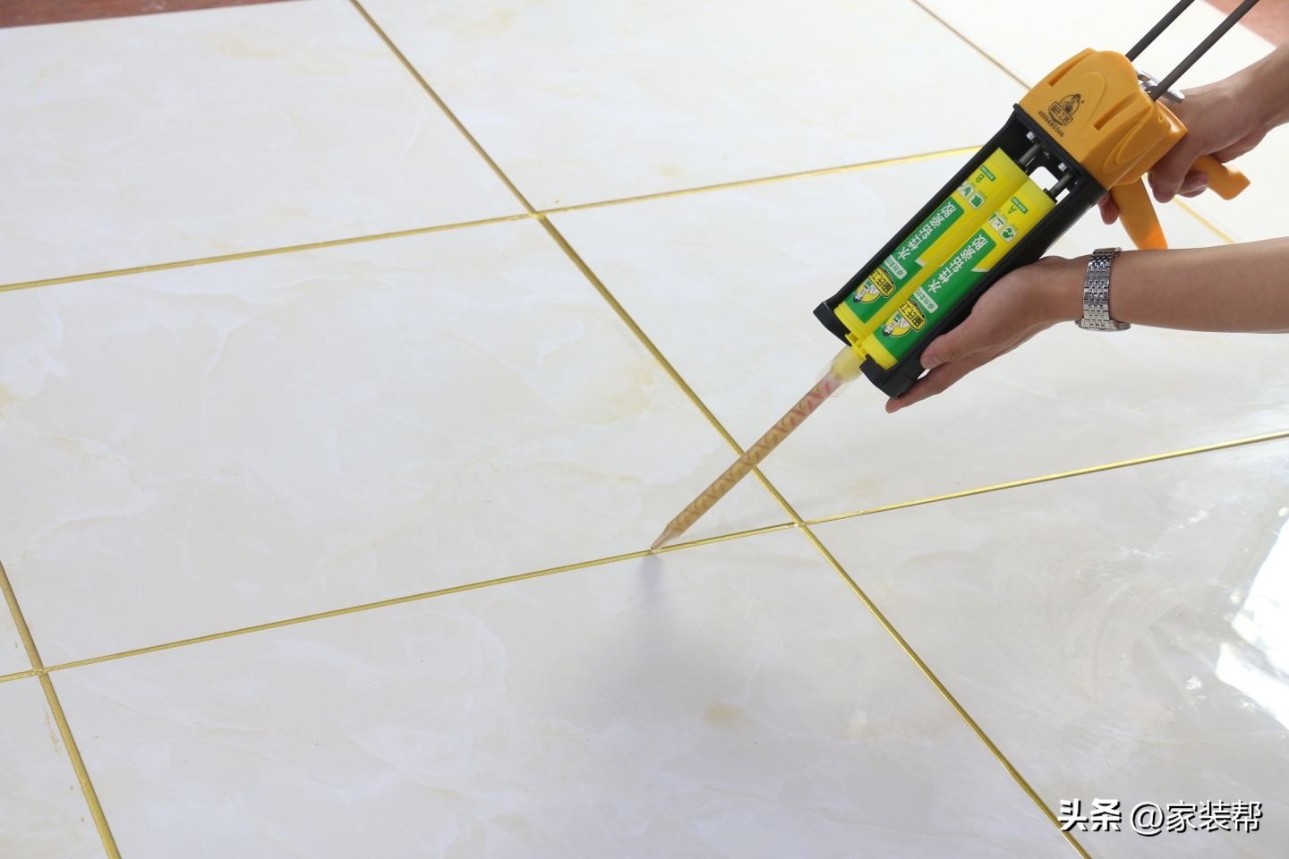 装修房子瓷砖美缝怎么美,瓷砖美缝和室内装修名片