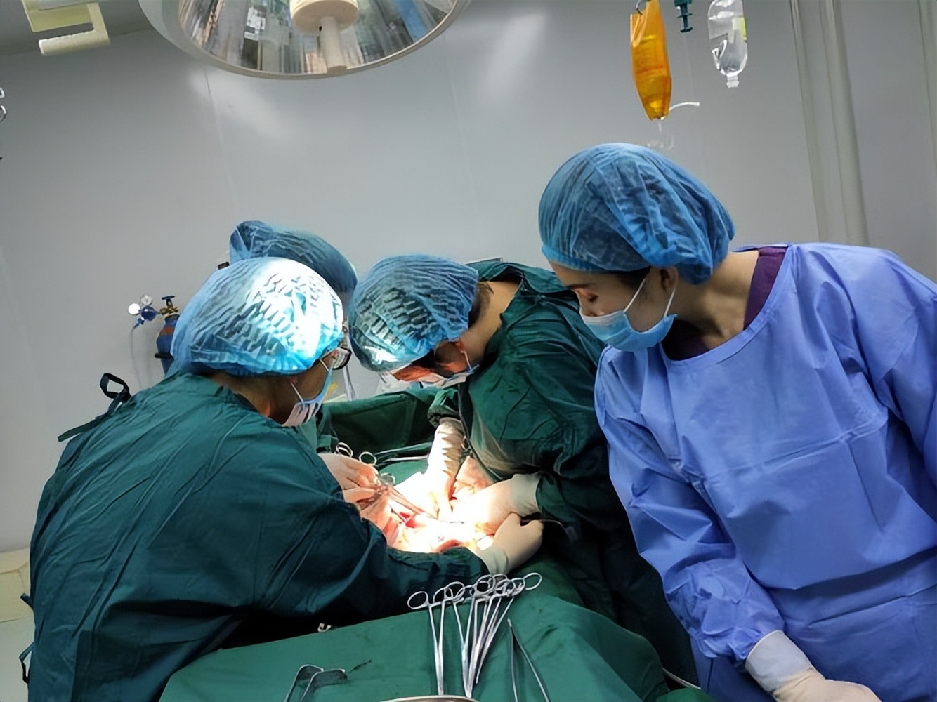 【科普】子宫内膜癌有两种类型，你了解吗？腹腔镜手术效果如何？