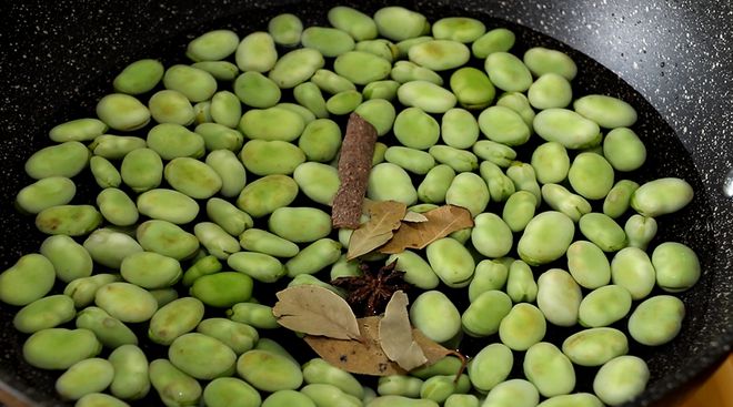 家有一老如有一宝各种投喂,老人一日三餐营养搭配