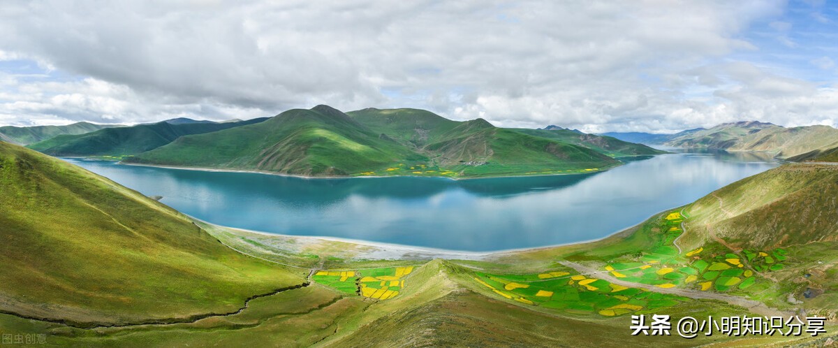幼儿园下雨的故事背景,幼儿园故事下雨的教学视频
