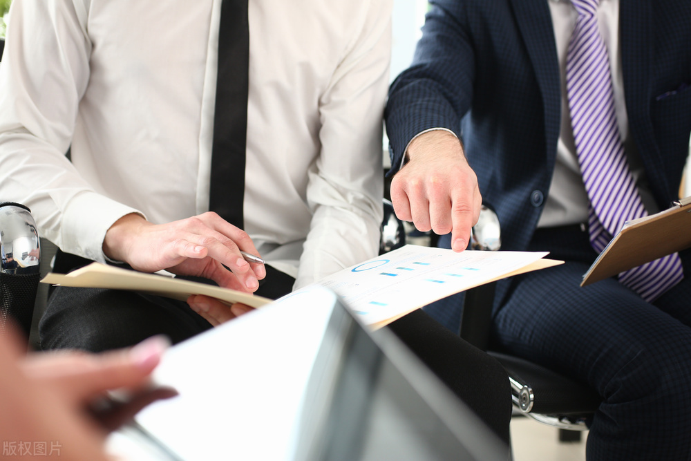 如何做一份标准的个人简历,怎么做一份完整的简历