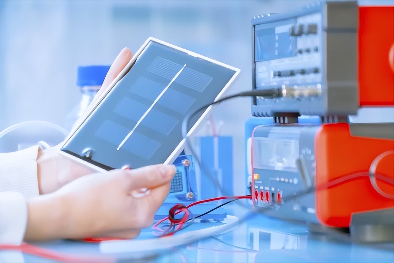 河南花1160万采购6辆新能源环卫车,中牟一国企买洒水车