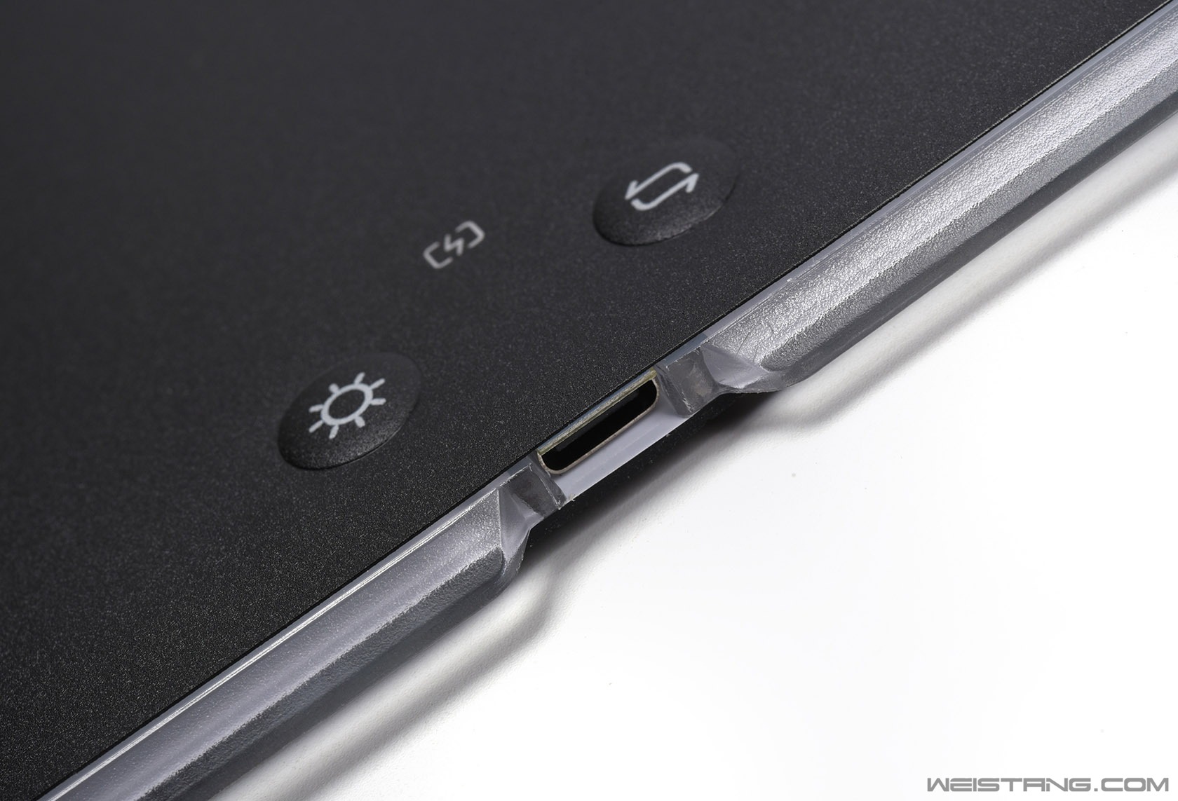 雷柏v10rgb鼠标垫中间凸起,樱桃鼠标垫和雷柏v10s