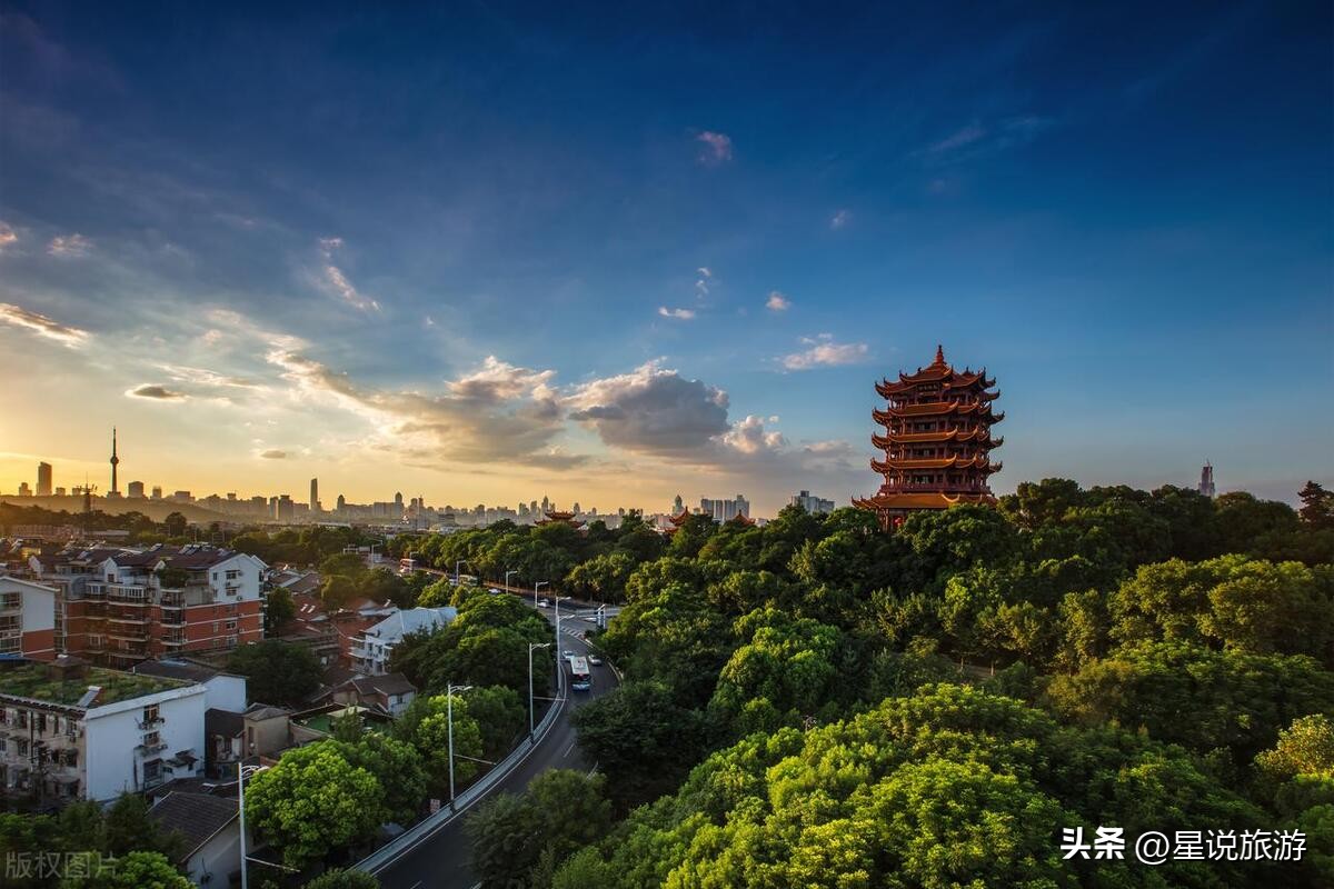 黄鹤楼岳阳楼滕王阁等四大名楼,黄鹤楼岳阳楼滕王阁蓬莱阁顺序