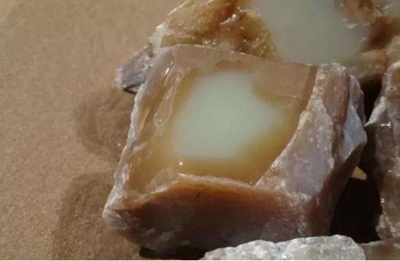 走进新疆且末糖玉矿区,走进塔克拉玛干沙漠腹地的且末县