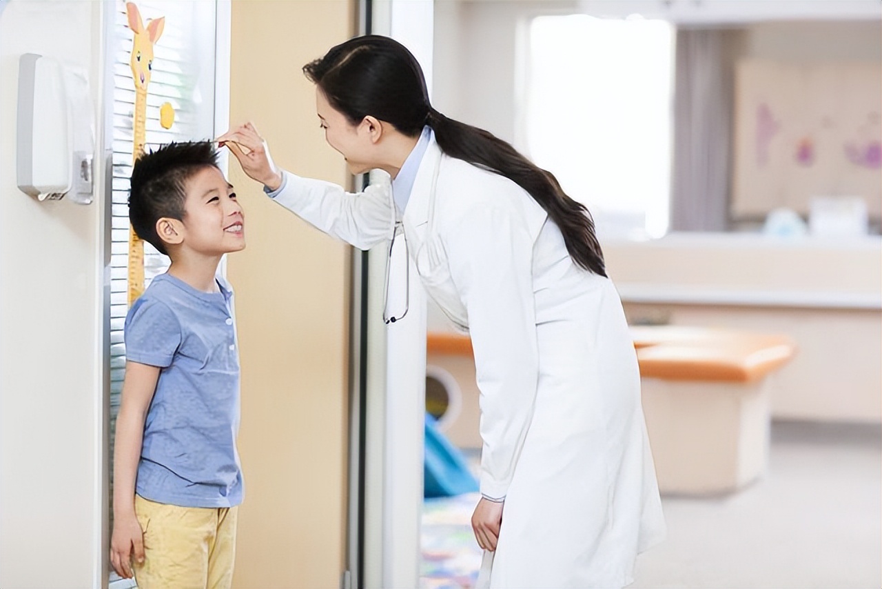 男的180女165孩子身高,男188女155孩子身高