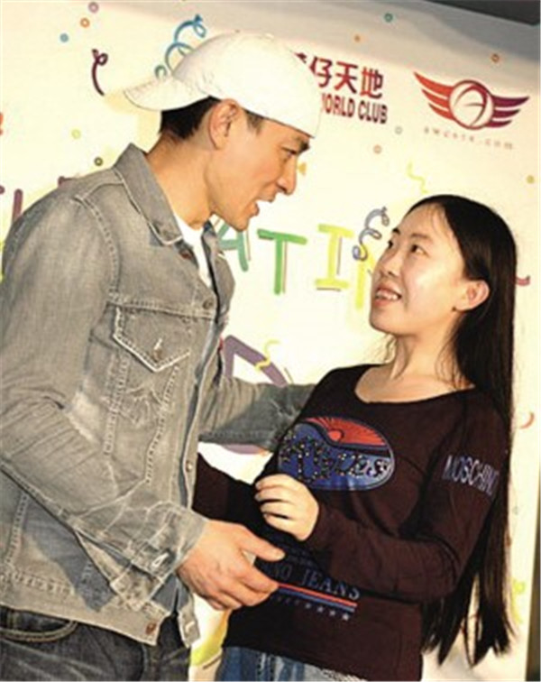 追刘德华的杨丽娟现在近况怎样,追星刘德华的杨丽娟现在近况