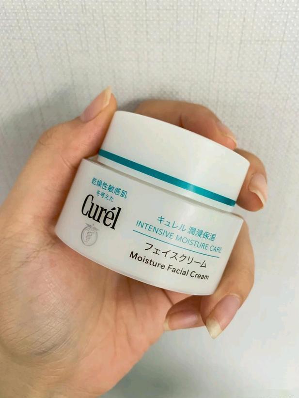 玉泽修护保湿霜和珂润抗皱面霜,玉泽补水保湿面霜