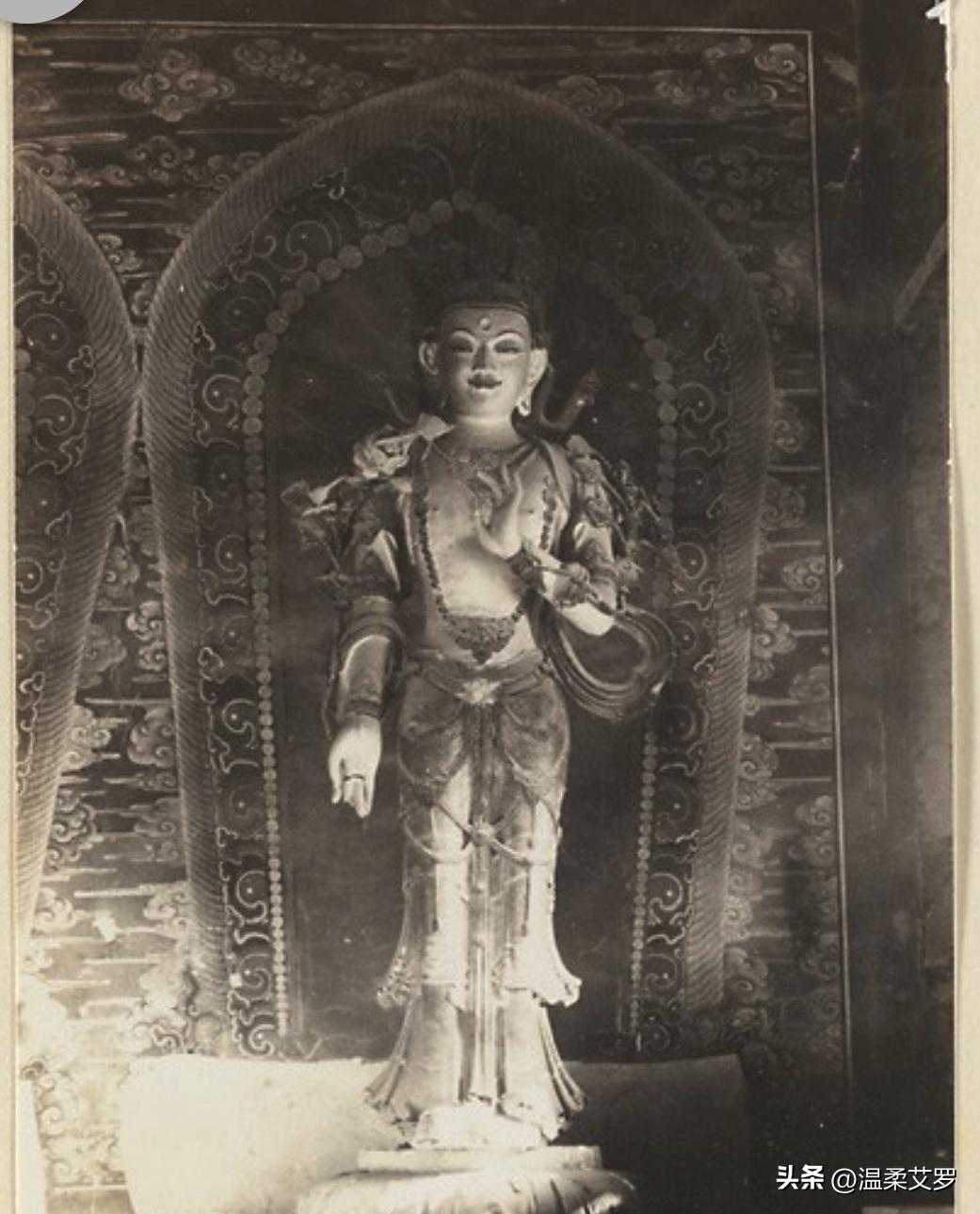 日军日记：路遇逃难的女学生，我将她的腿骨做成了锋利的*刀刺**!