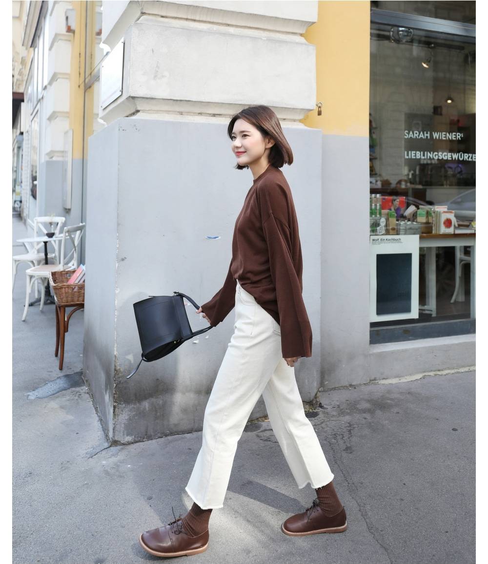 米色阔腿长裤的秋冬最佳搭配,秋季好看又显瘦裤子穿搭