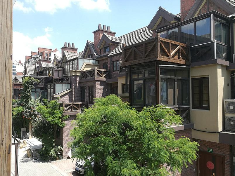 电子怀旧之旅（23）-“花漾”背板的先驱者-华为荣耀8