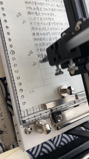 女孩子看见照片后就发个哈哈哈,姑娘不是什么照片都能随便发的