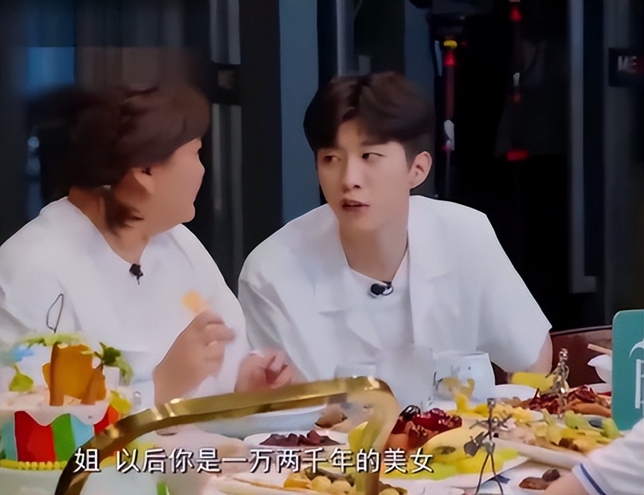 范丞丞被张大大夸,范丞丞怼张大大原视频