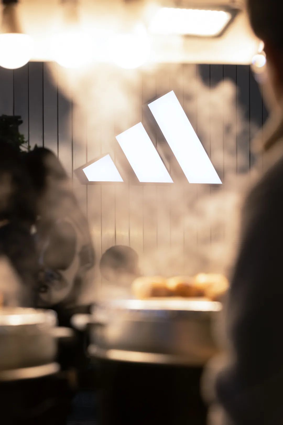 万社设计靠谱吗,首尔adidas旗舰店