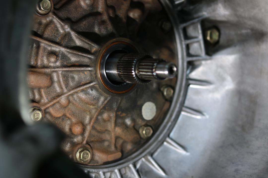 03年丰田霸道全车翻新多少钱,2004款丰田霸道拆车视频