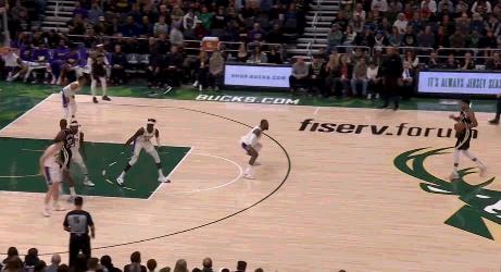 老詹谈威少抢断绝平三分,威少和老詹差一个助攻三双