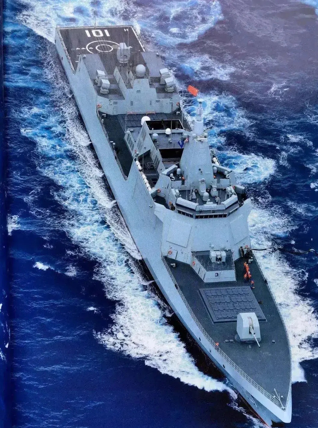 中国引领载人航天热潮,中国最新战舰055