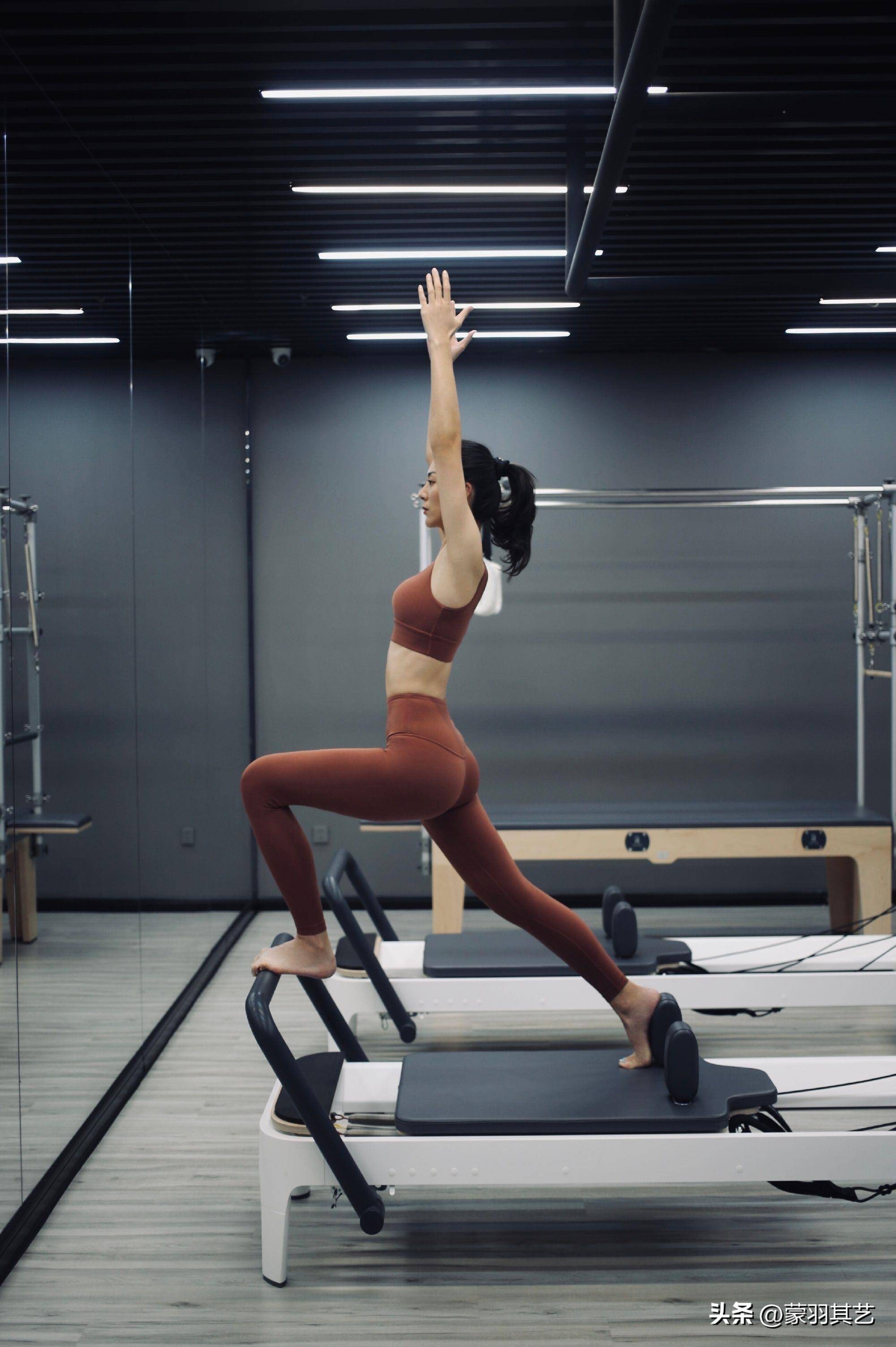 中国黄金比例身材第一人,曾经中国第一富豪