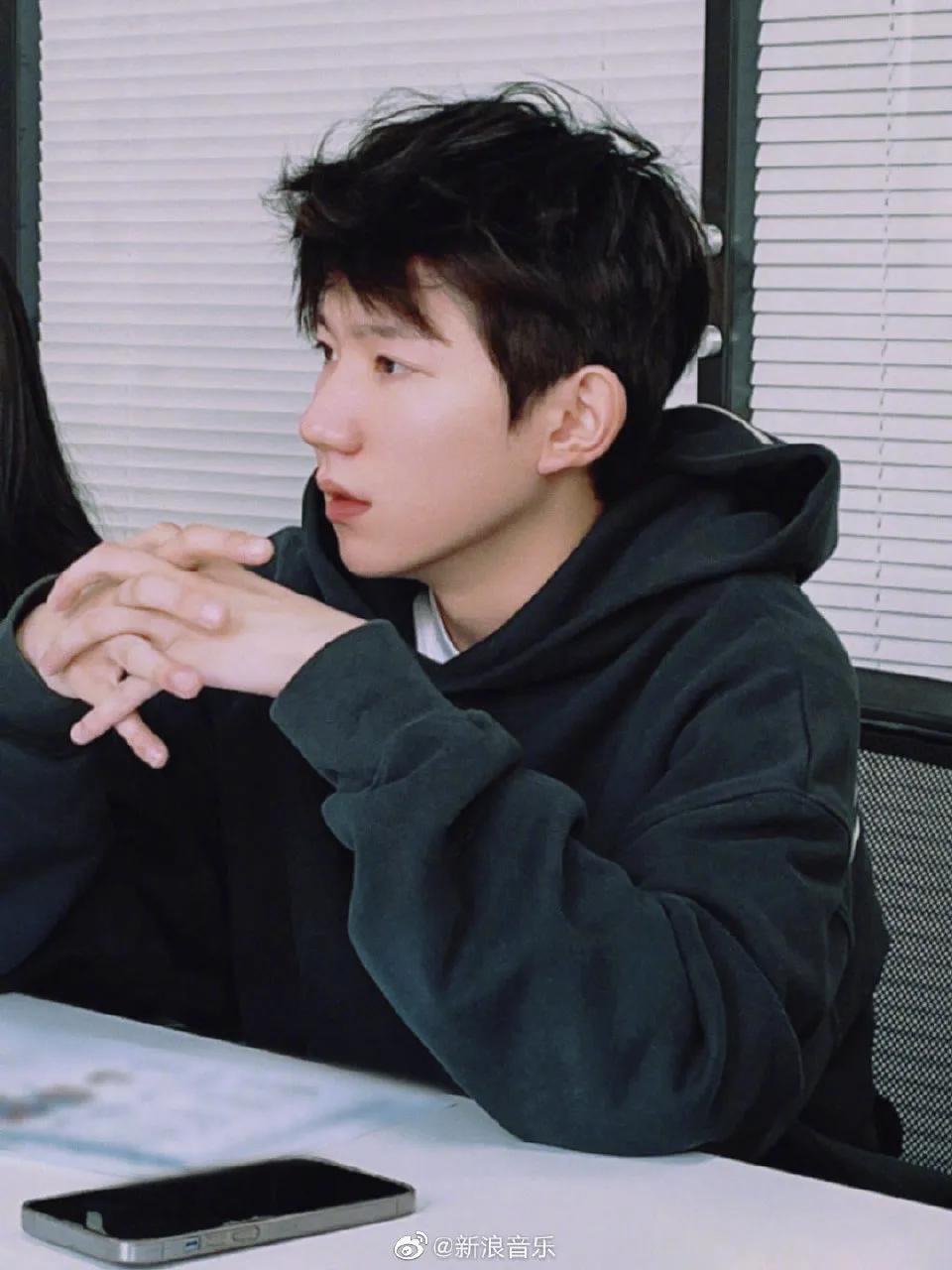 王源回眸,王源搁浅