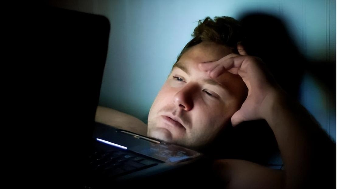 自述酒瘾有多难受,什么是性成瘾症怎么治疗