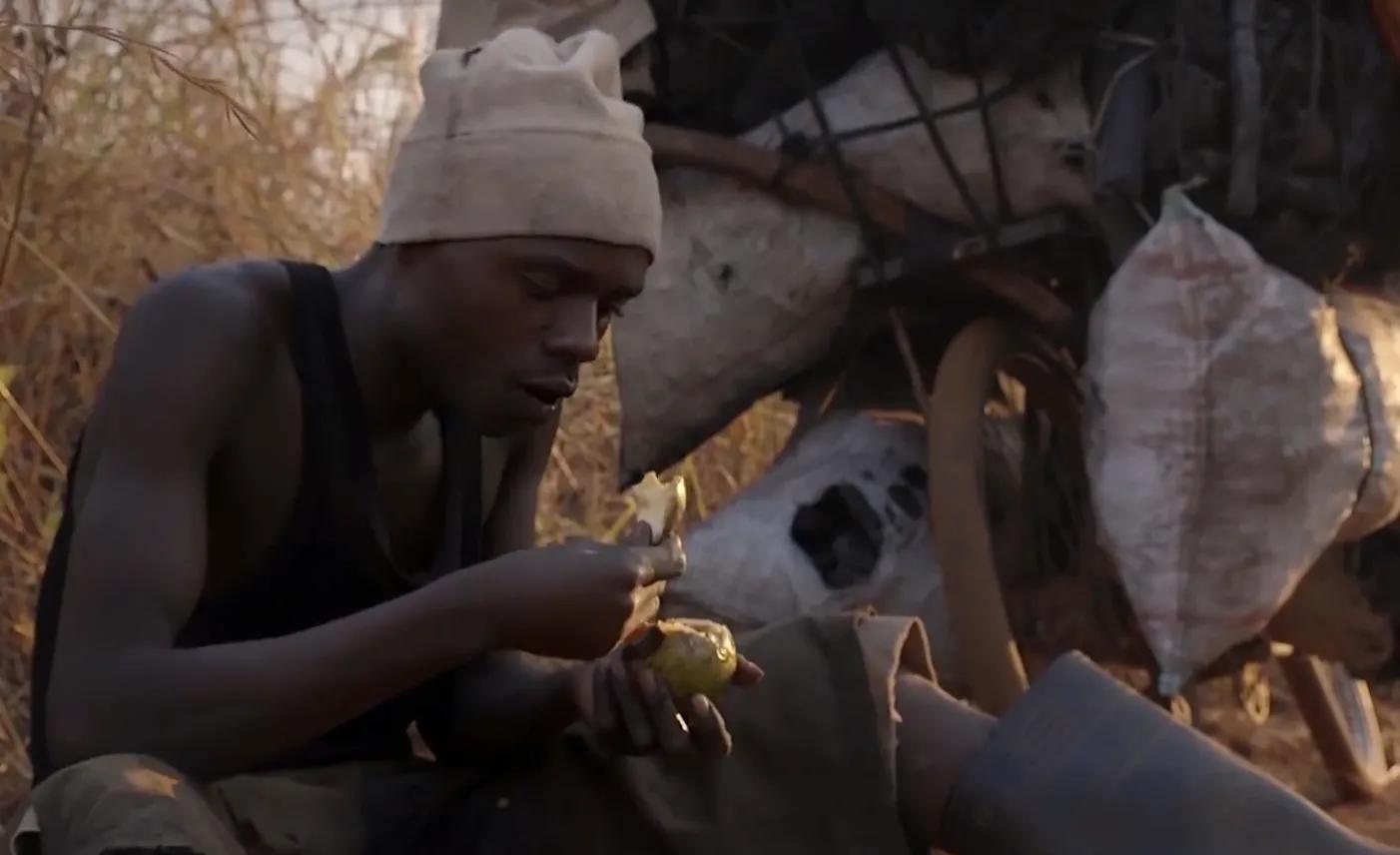 一直以为黑人穷是因为懒，真正了解后才发现，原来是自己太幸运