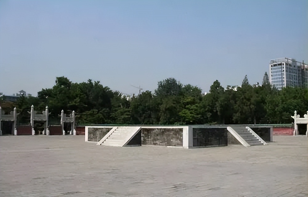 失踪78年的北京人头盖骨就藏在日坛树林里？