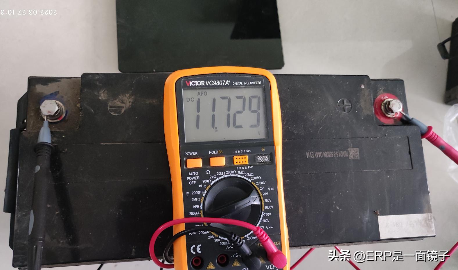 大阳巧客s2更换电瓶教程,大阳巧客c2收音机怎么拆