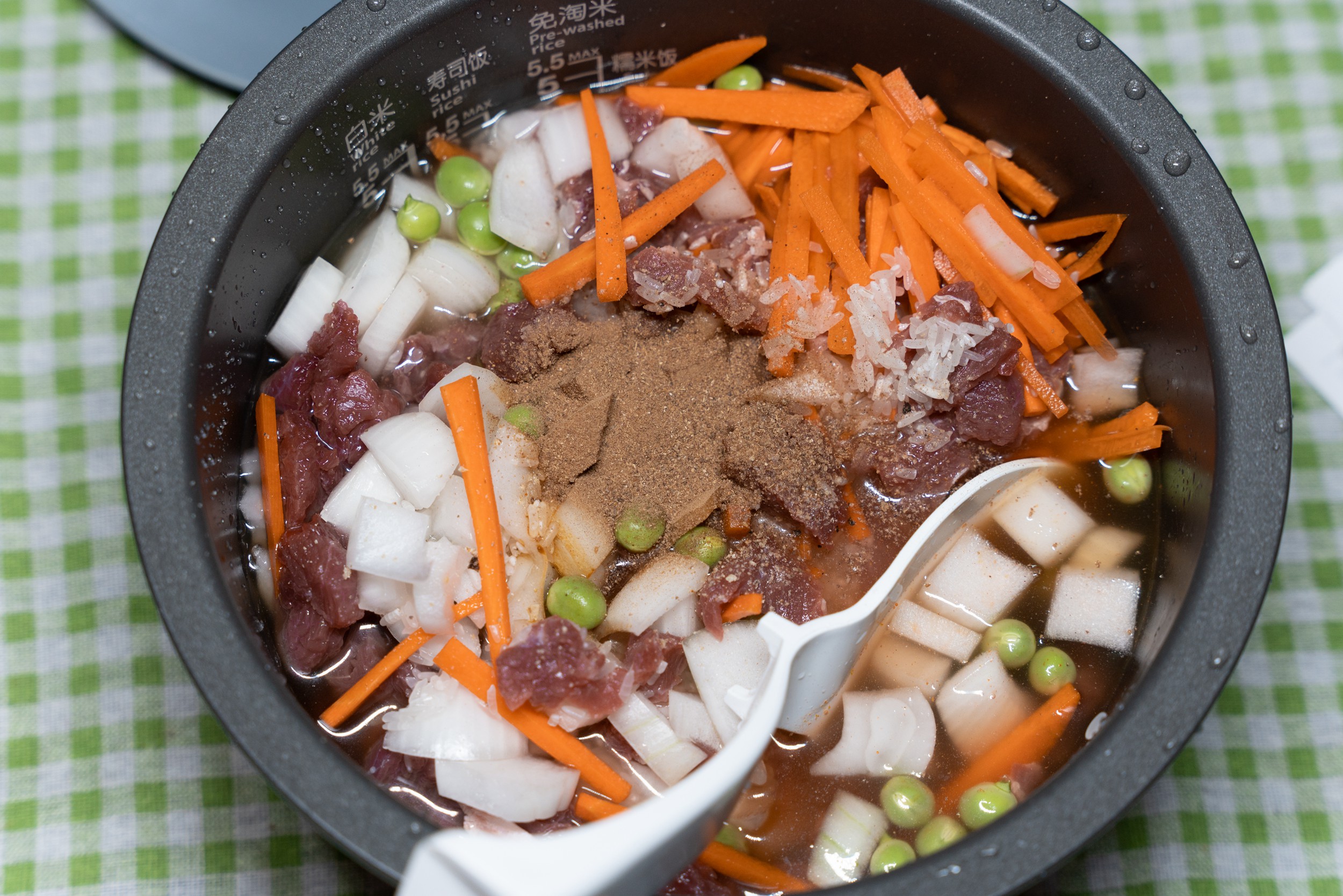 能煮三斤米饭用多大的电饭锅,东芝电饭煲超快煮