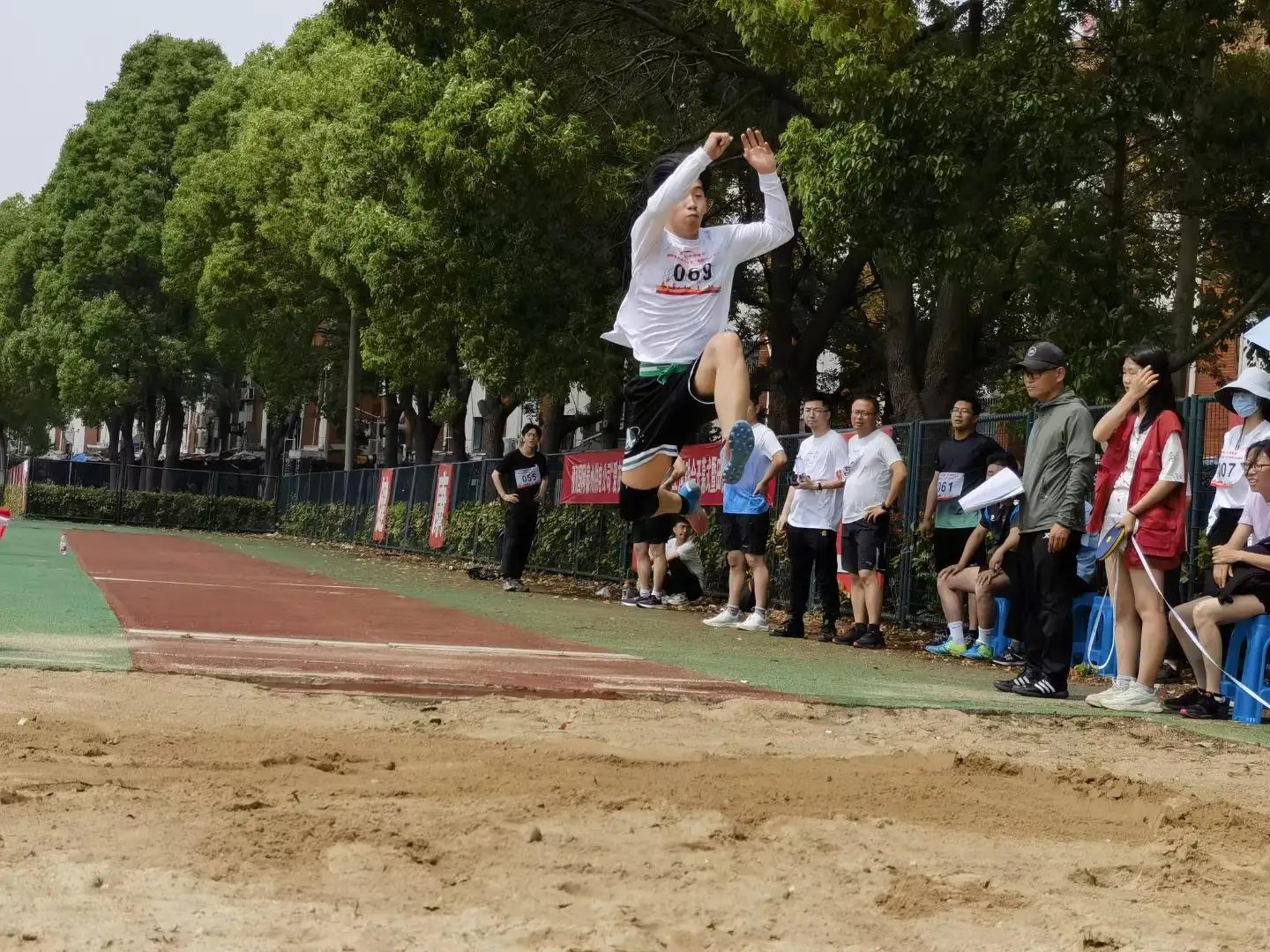 公司运动会圆满结束,公司运动会即将开幕