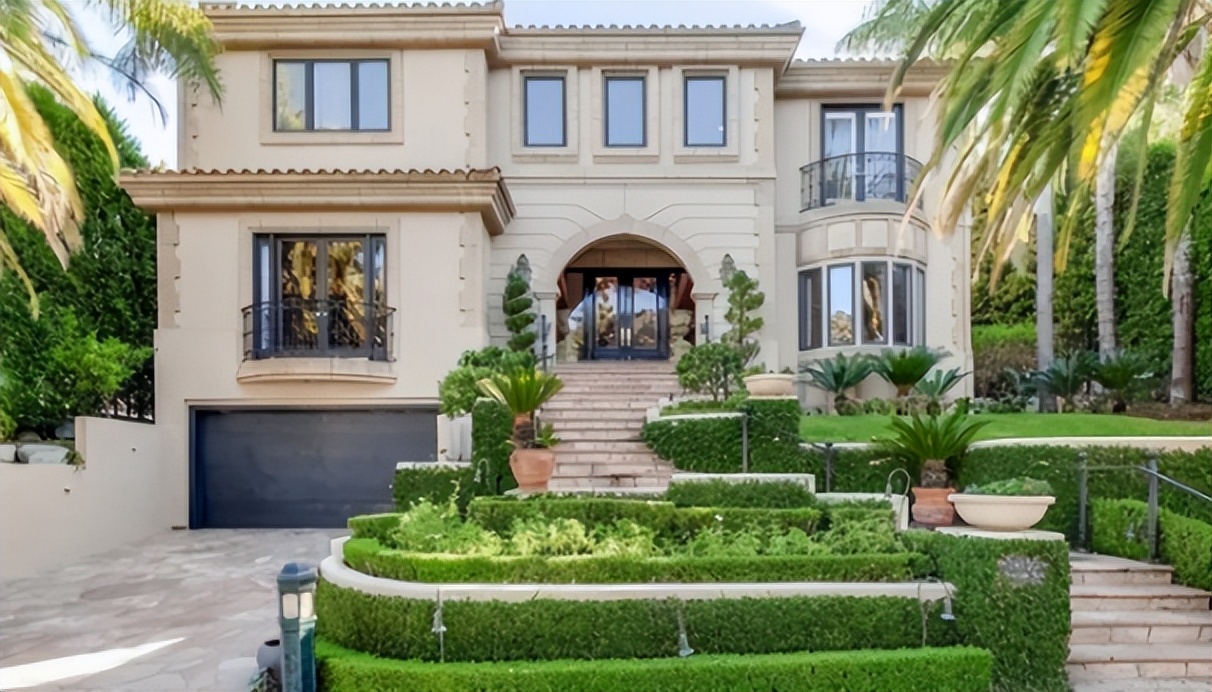 李梓萌康辉董卿朱军,朱军董卿鞠萍康辉李梓萌