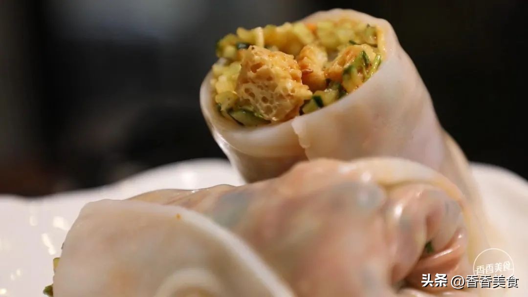 一款一年四季都可以煎烤炸的小吃,藏在小巷子里的人气小吃