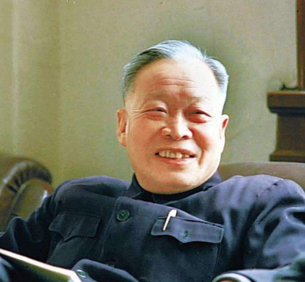 1954年，一群犹太人来中国想卖浓缩铀，周恩来下令：迅速查明真假