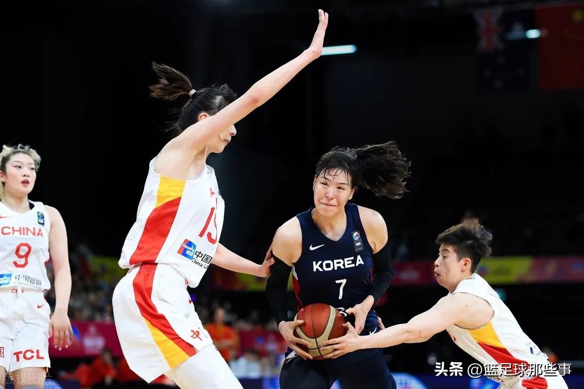 女篮亚洲杯中国队半决赛大胜韩国,国内教练评女篮亚洲杯中日对决