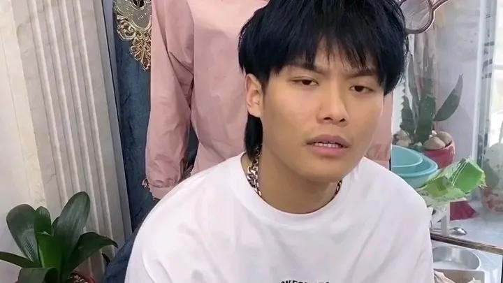 合肥小杨哥爸爸事件视频,小杨哥他爸事件视频