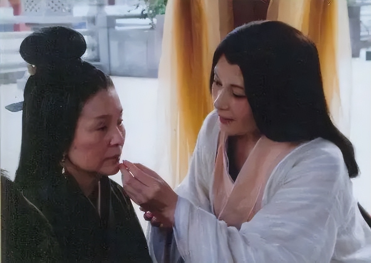 终于等到这部剧强制下架！免费给日本人打广告？观众大呼：休想