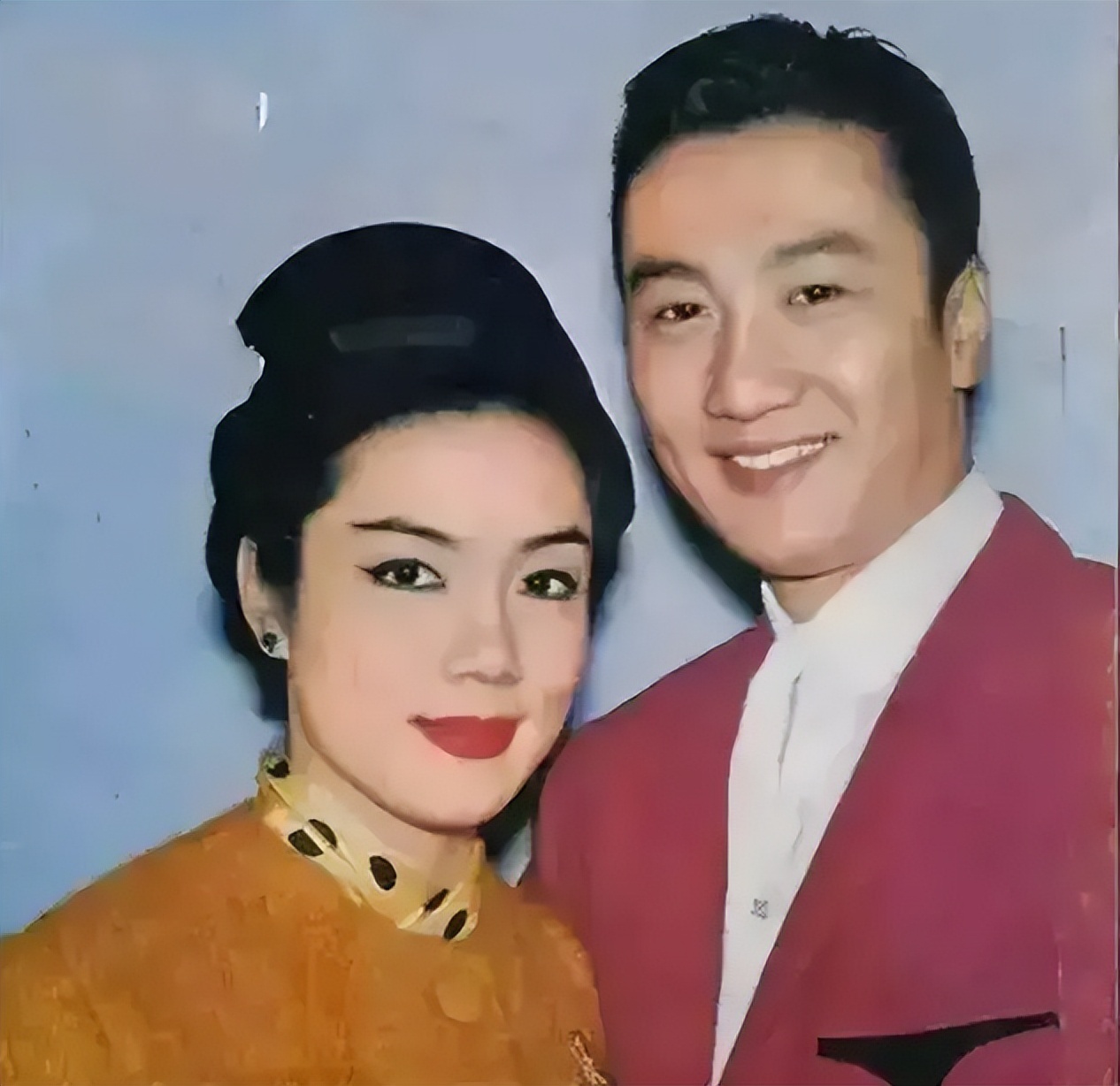 谢贤梅艳芳张国荣,谢贤抢c位