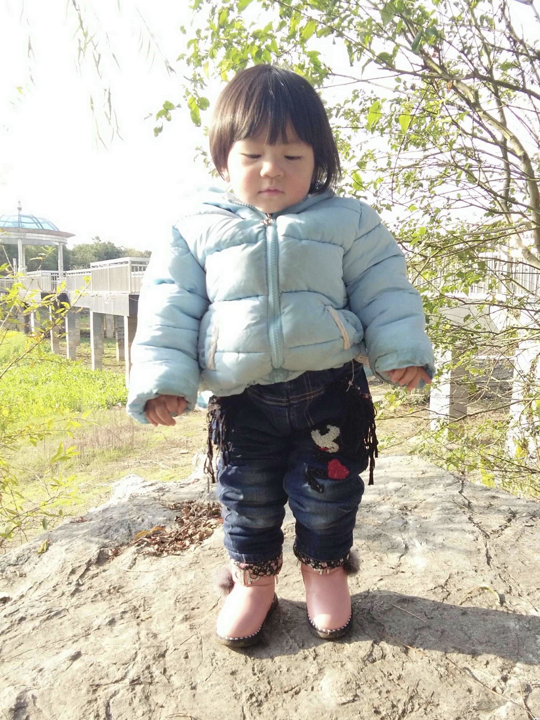 13周岁女孩身高156厘米还能长高吗,13岁女孩身高168怎么才能不长高