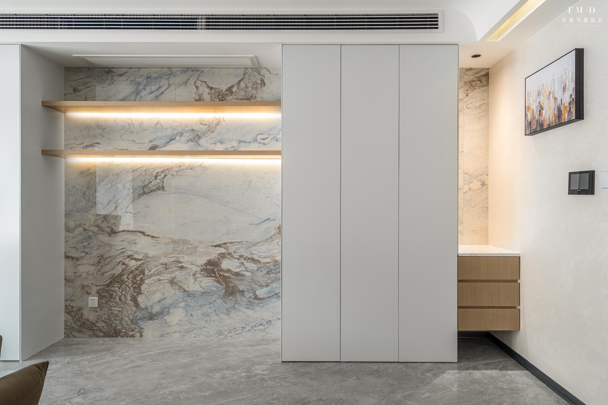 开间4米做满墙和不做满墙的区别,客厅开间2.5米适不适合做满墙