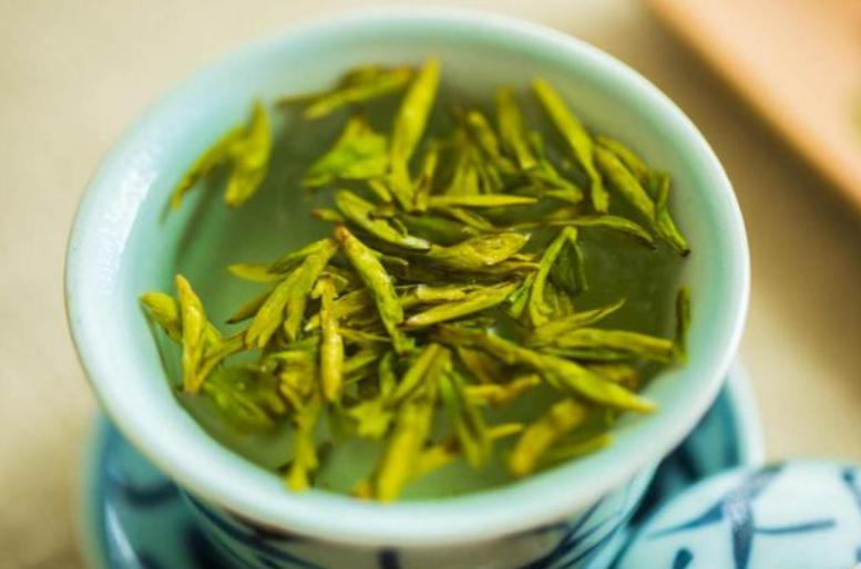 龙井一般放几年才能喝,西湖龙井明前龙井能放多久