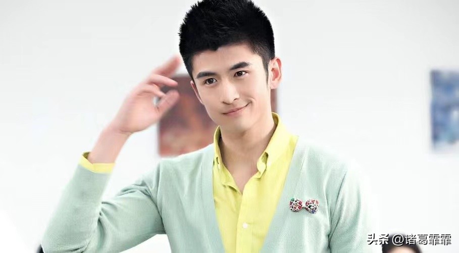 张云龙机场被粉丝问胡一天,张云龙和粉丝互动名场面