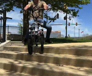 趋步折叠电动自行车,简行折叠倒三轮电动自行车