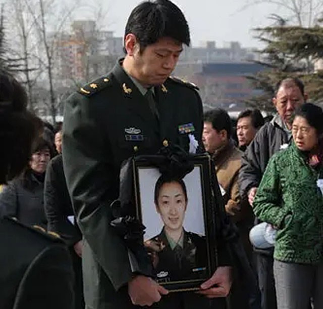 莫科周雅菲照顾王凡父母,八一女篮王凡死因详细