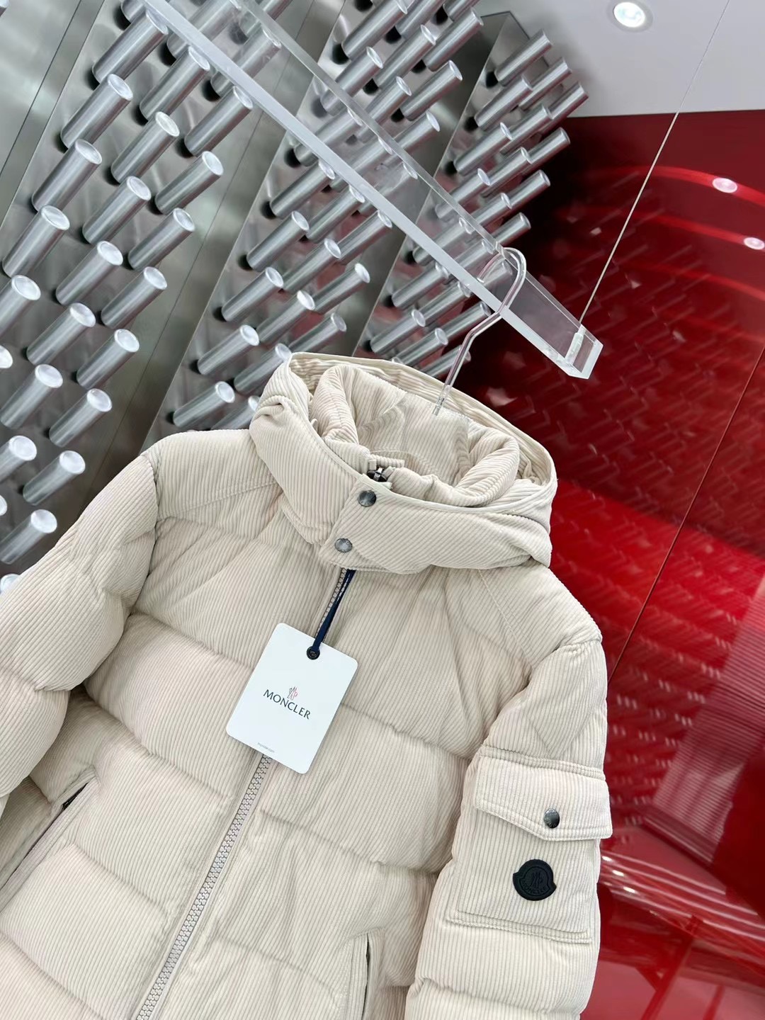 原装进口鸭绒羽绒服,蒙口羽绒服正品官方旗舰店产地