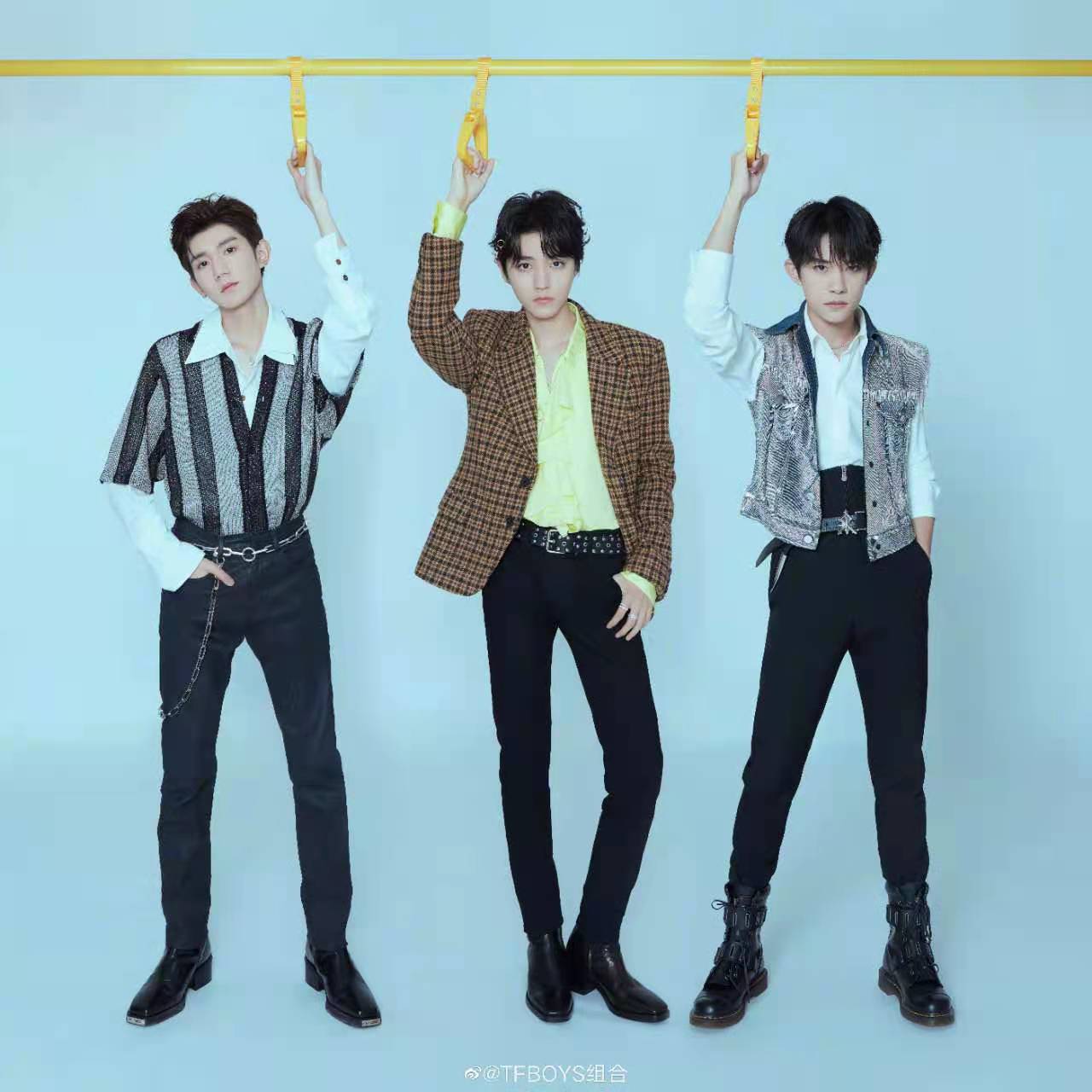 tfboys十年之约三小只拥抱图片,tfboys十年之约图片三小只合照