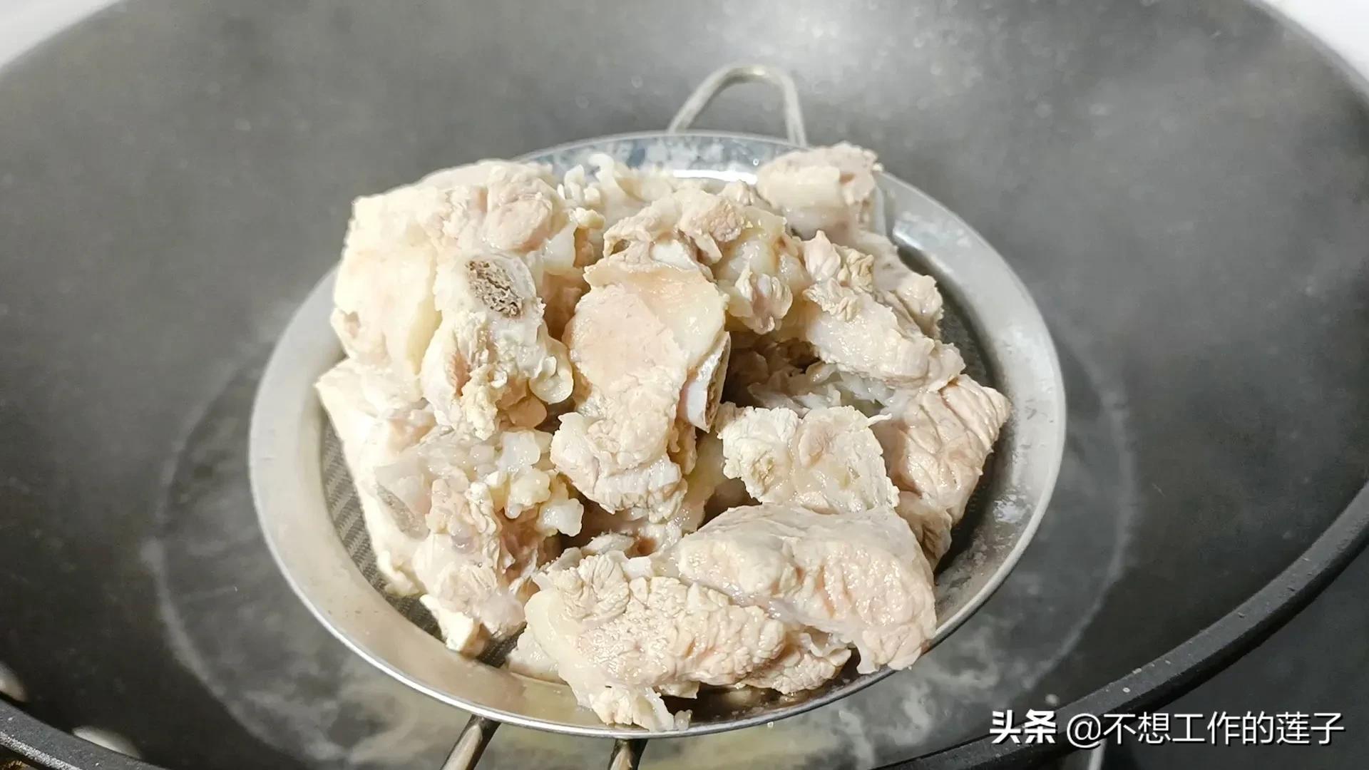 夏季弄什么汤给小孩喝营养又健康,夏季多给孩子喝这些汤美味又营养