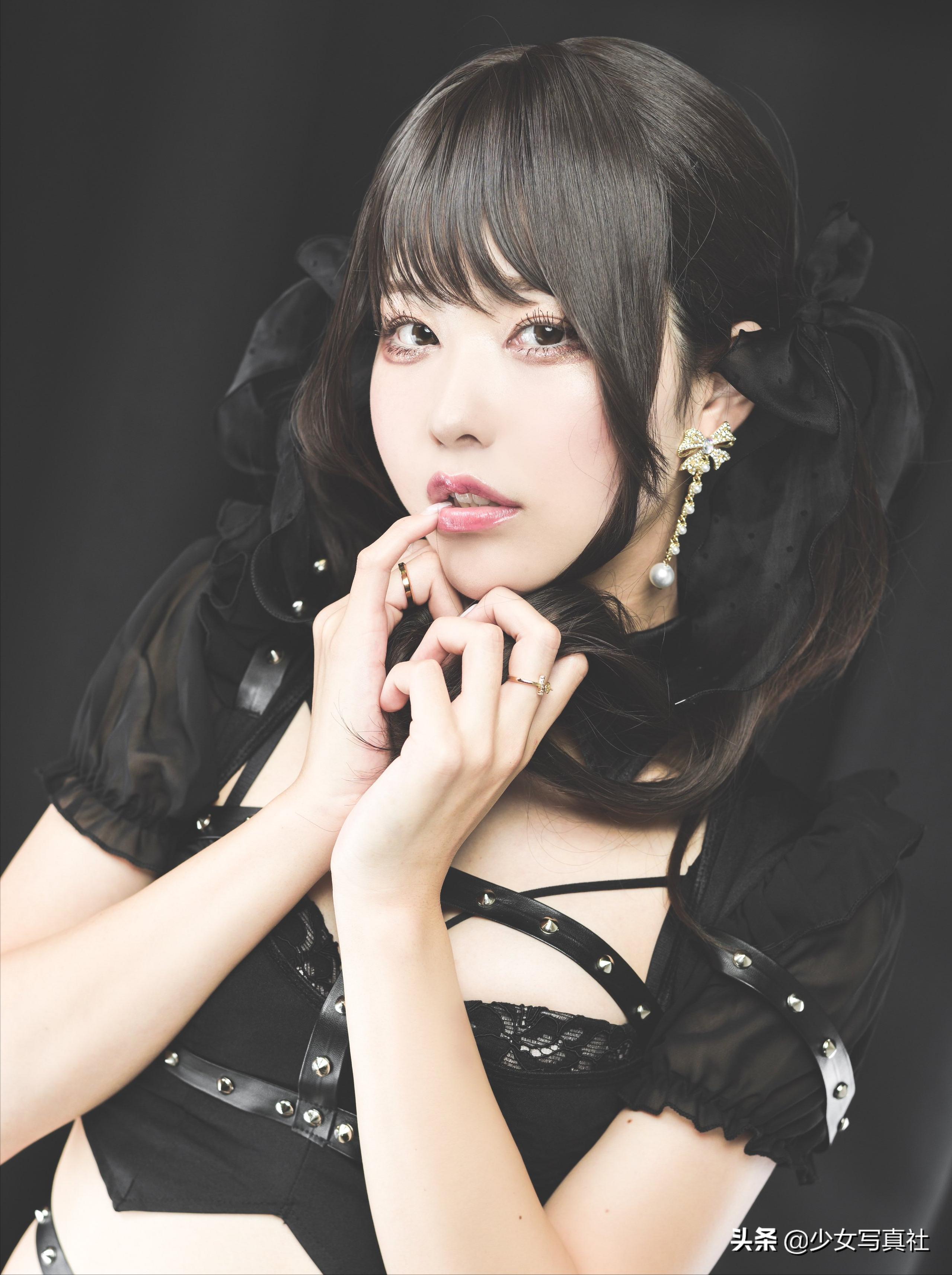 日本模特樱花照,山中丽子日本资料