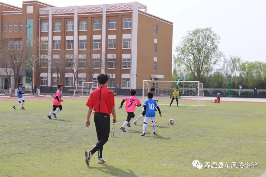 河北涿鹿和黑山小学足球比赛,门头沟黑山小学足球队
