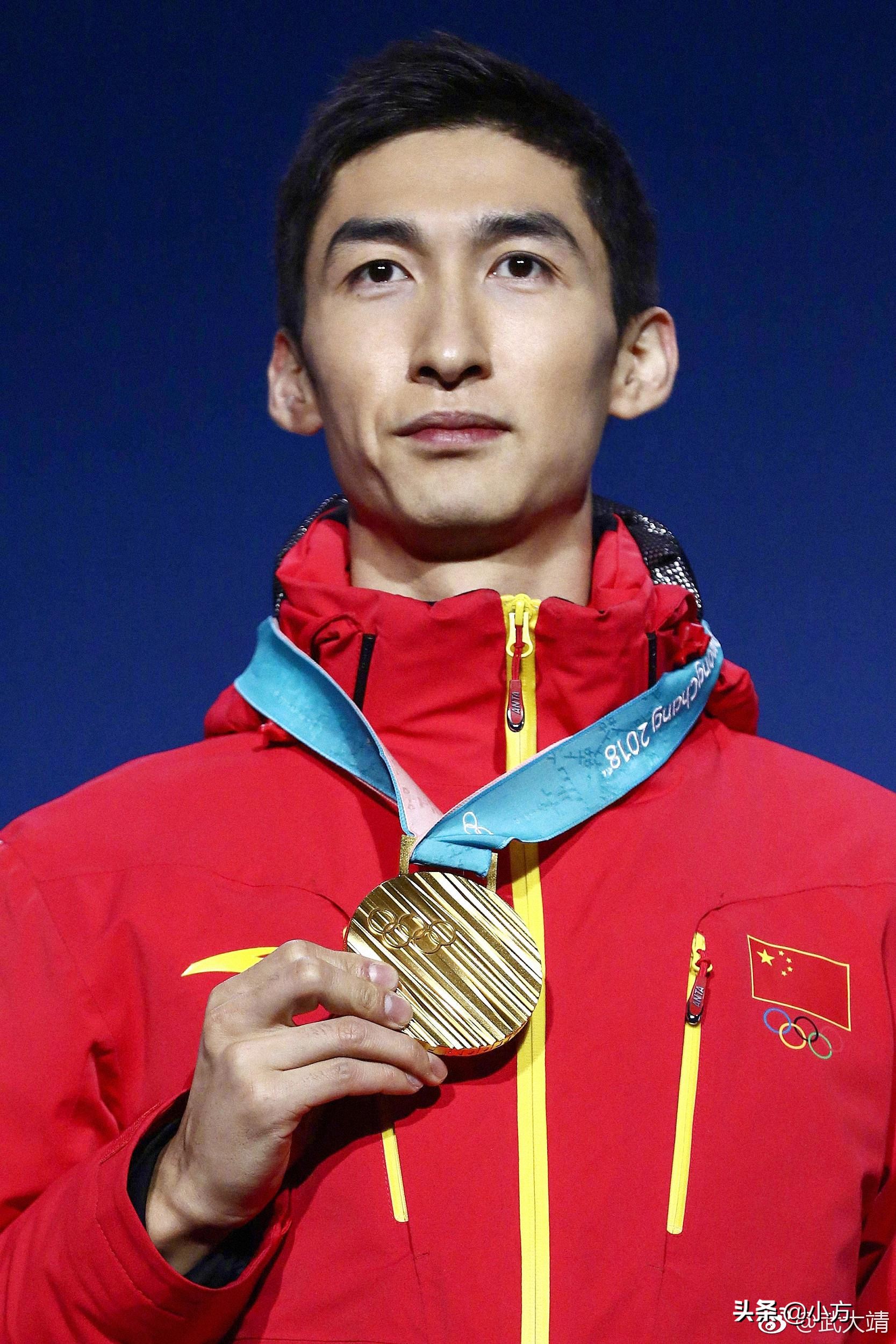 中国冬奥会明星事迹,冬奥会冰雪英雄都有谁