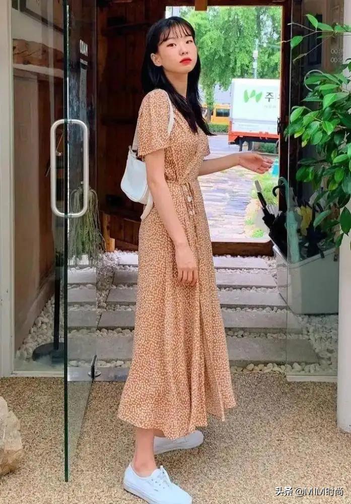 三款裙子配哪种鞋漂亮,适合搭配仙女裙的秋冬鞋子分享